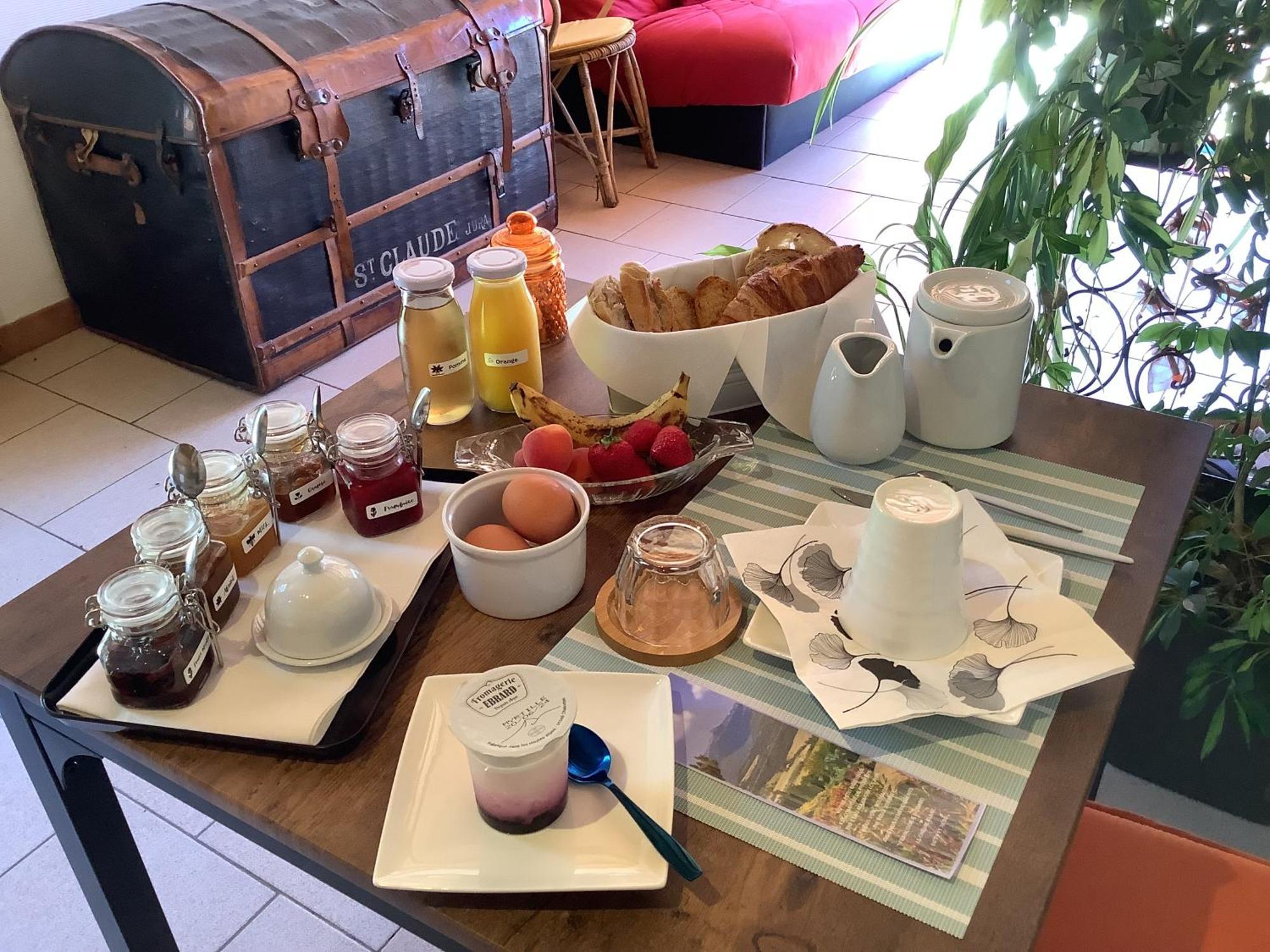 Le Cheval Blanc Bed and Breakfast Serres  Eksteriør billede